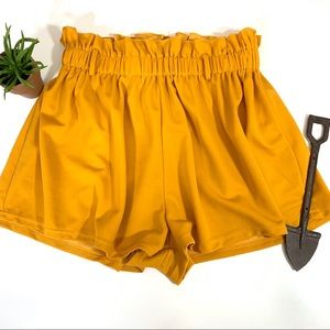 SHEIN • High Waisted Fashion Shorts • Size Medium